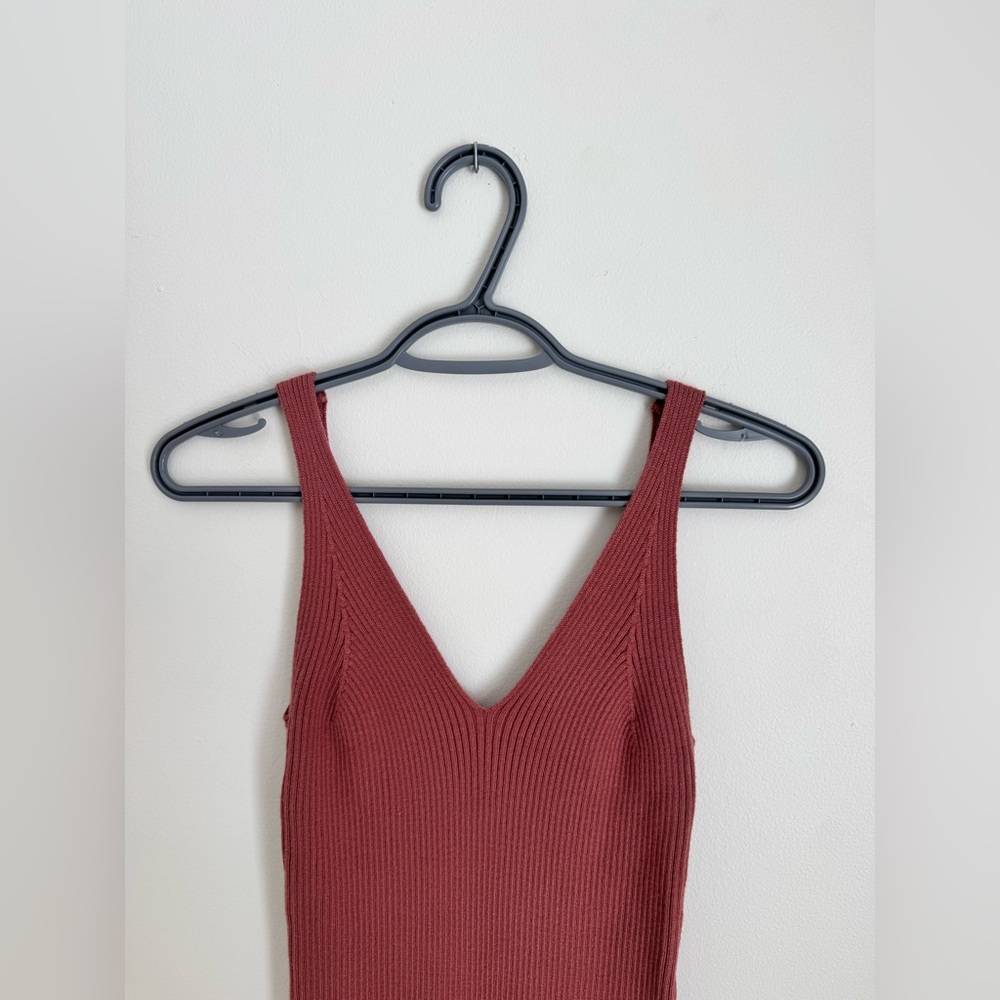 Dex Knit Maxi Dress in Burgundy - Picture 4 of 6